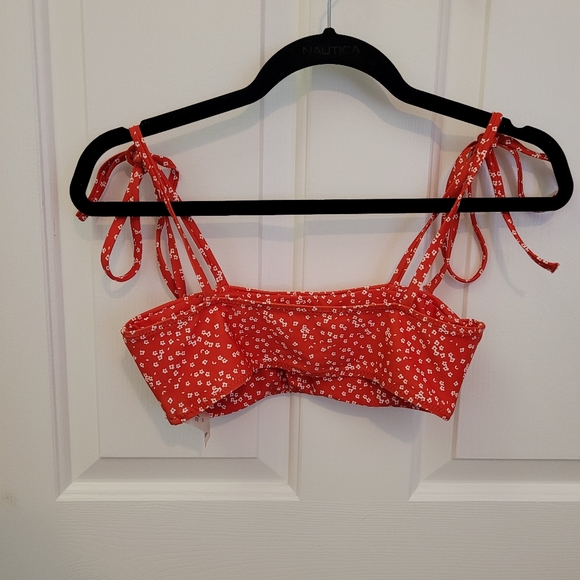 Shein Red and White Flower Bikini - Picture 3 of 7